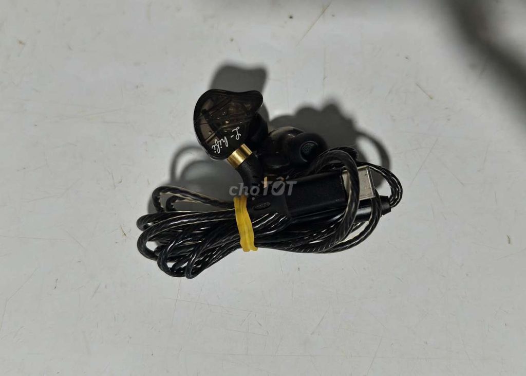 Tai nghe nhét tai L-hifi Đen. Mua bán Tivi, Âm thanh tại Quận Cẩm Lệ Đà Nẵng được đăng bởi Lục Nguyễn Văn hình 1