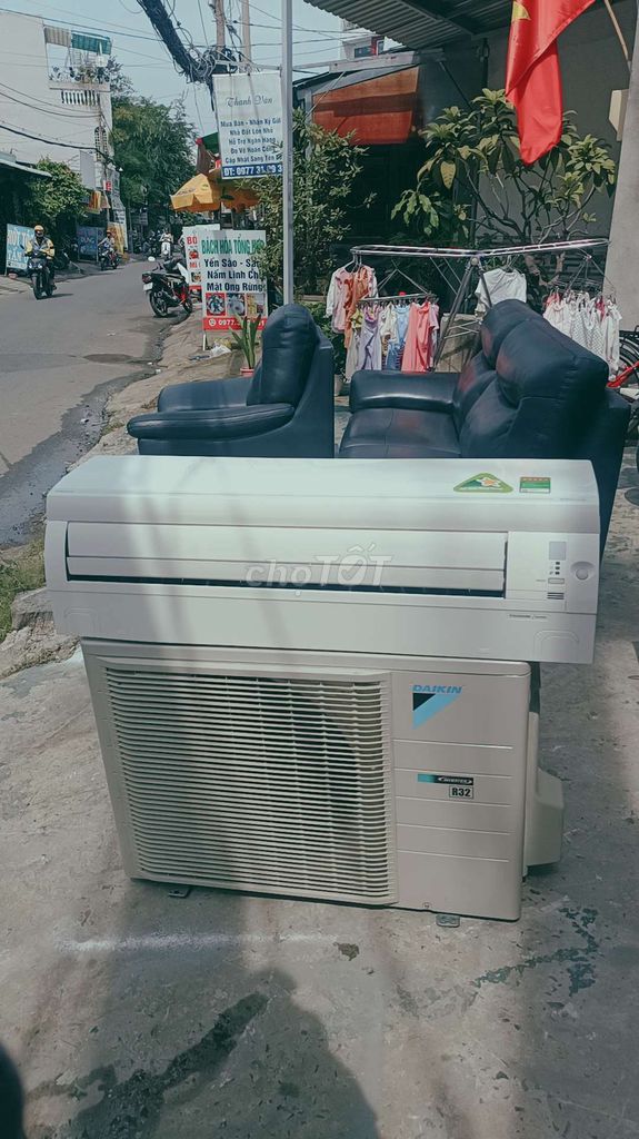 Máy lạnh Daikin inverter 2hp zin đẹp