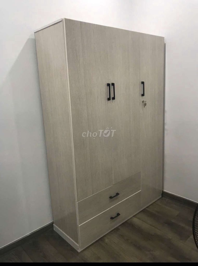 TỦ NHỰA ĐÀI LOAN 3 CÁNH MÀU VÂN GỖ SỒI . Mua bán Tủ, kệ gia đình tại Quận Bình Thạnh Tp Hồ Chí Minh được đăng bởi Tủ nhựa đài loan hoàng quân hình 1