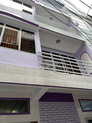 Nhà 1 Trệt 2 Lầu sân thượng 6x6m 4 phòng hẻm Lê Văn Sỹ