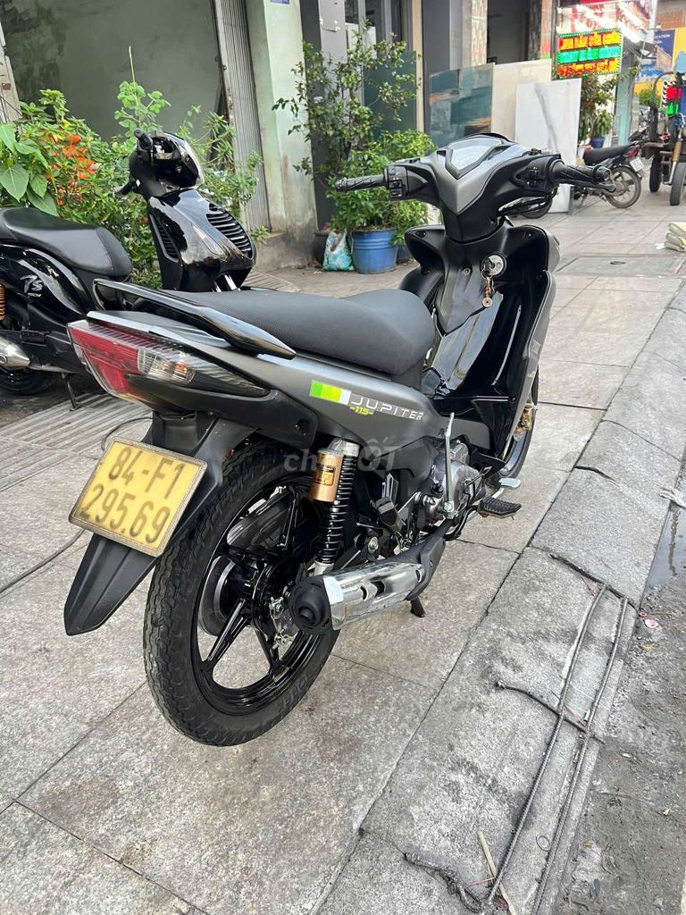 Yamaha Jupiter RC fi 2022 Xám 90%. Mua bán Xe máy tại Quận Tân Phú Tp Hồ Chí Minh được đăng bởi Tuanduy hình 3