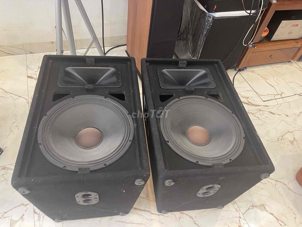 JBL JRX 115 ... bass 40 mỹ nòi   Bao zin bao xịn .