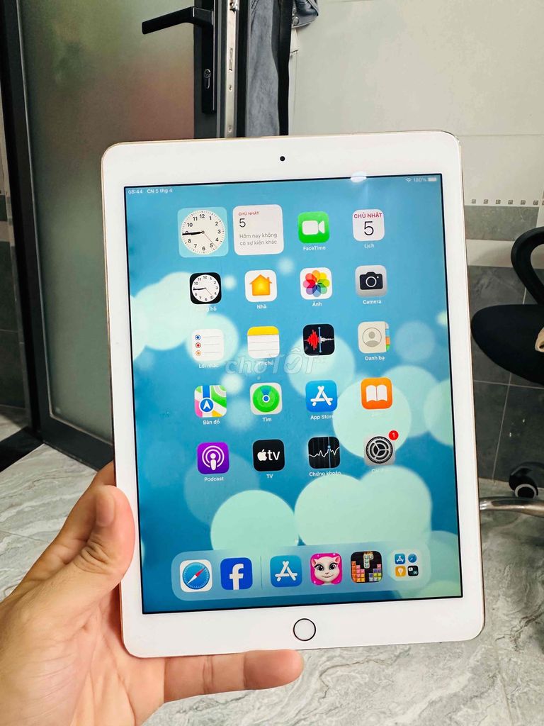 Apple iPad Air 2 16GB Vàng. Mua bán Máy tính bảng tại Huyện Bình Chánh Tp Hồ Chí Minh được đăng bởi Lộc Phạm hình 1
