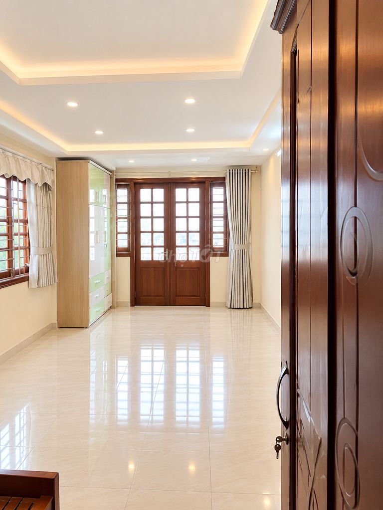 CHO THUÊ NHÀ MẶT PHỐ HOÀNG VĂN THÁI, NGUYỄN NGỌC NẠI,LÀM VP-KD,DẠY HỌC