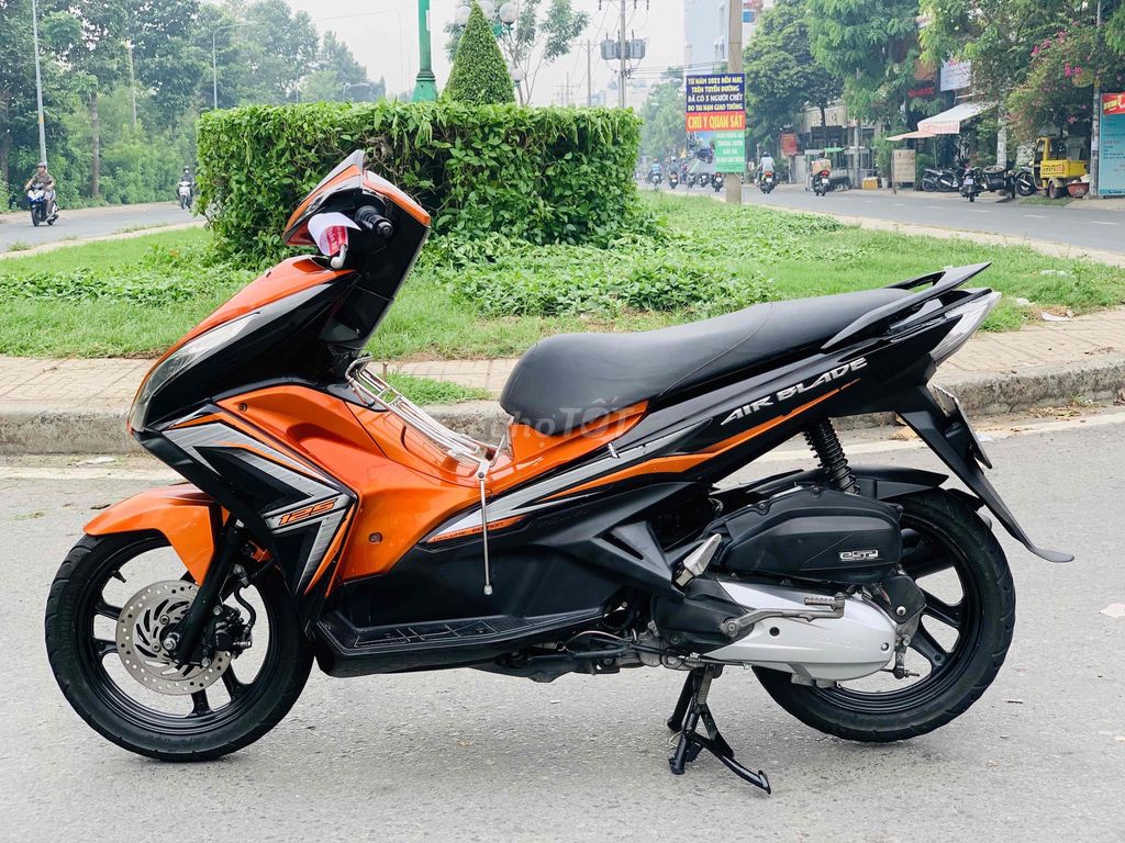 Honda Airblade 2015 bstp 9chủ kí xe đẹp máy zin êm