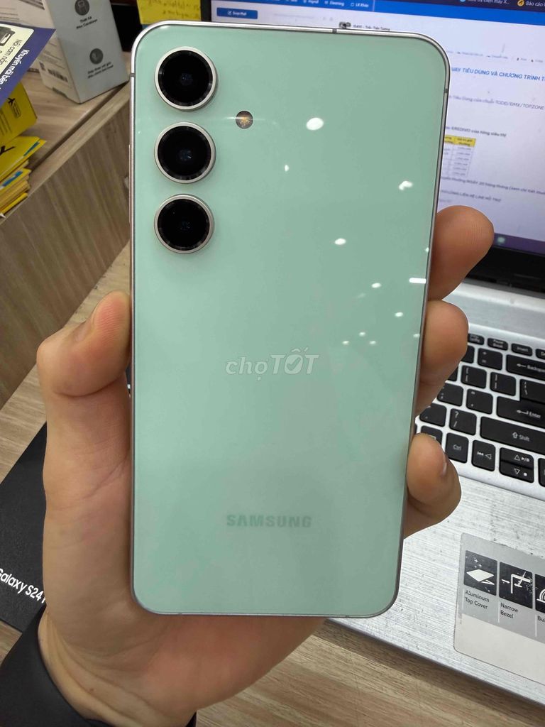 Samsung S24 FE 8GB/256GB Xanh lá. Mua bán Điện thoại tại Thành phố Thủ Đức Tp Hồ Chí Minh được đăng bởi thoi huynh hình 1
