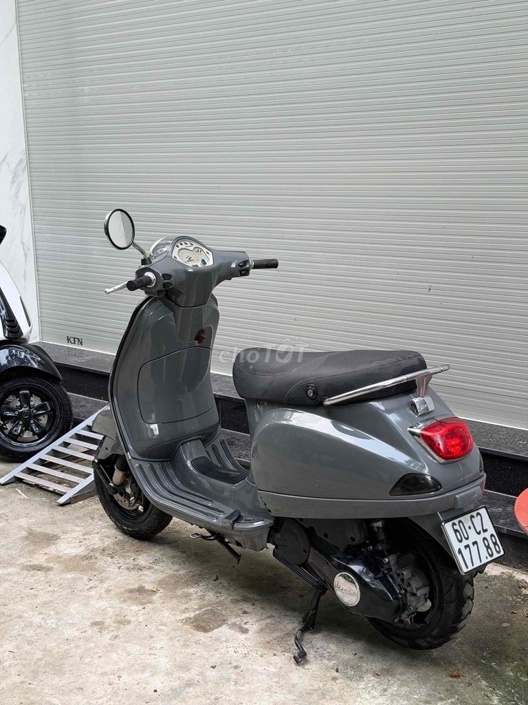 xe vespa lx125 3vie biển số đẹp cần bán. Mua bán Xe máy tại Quận Gò Vấp Tp Hồ Chí Minh được đăng bởi long vũ hình 4