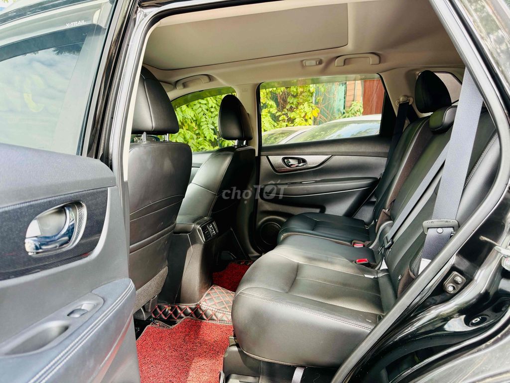 Nissan X-trail 2.5 Awd Premium. Mua bán Ô tô tại Quận Hoàng Mai Hà Nội được đăng bởi Phạm quang đồng hình 10