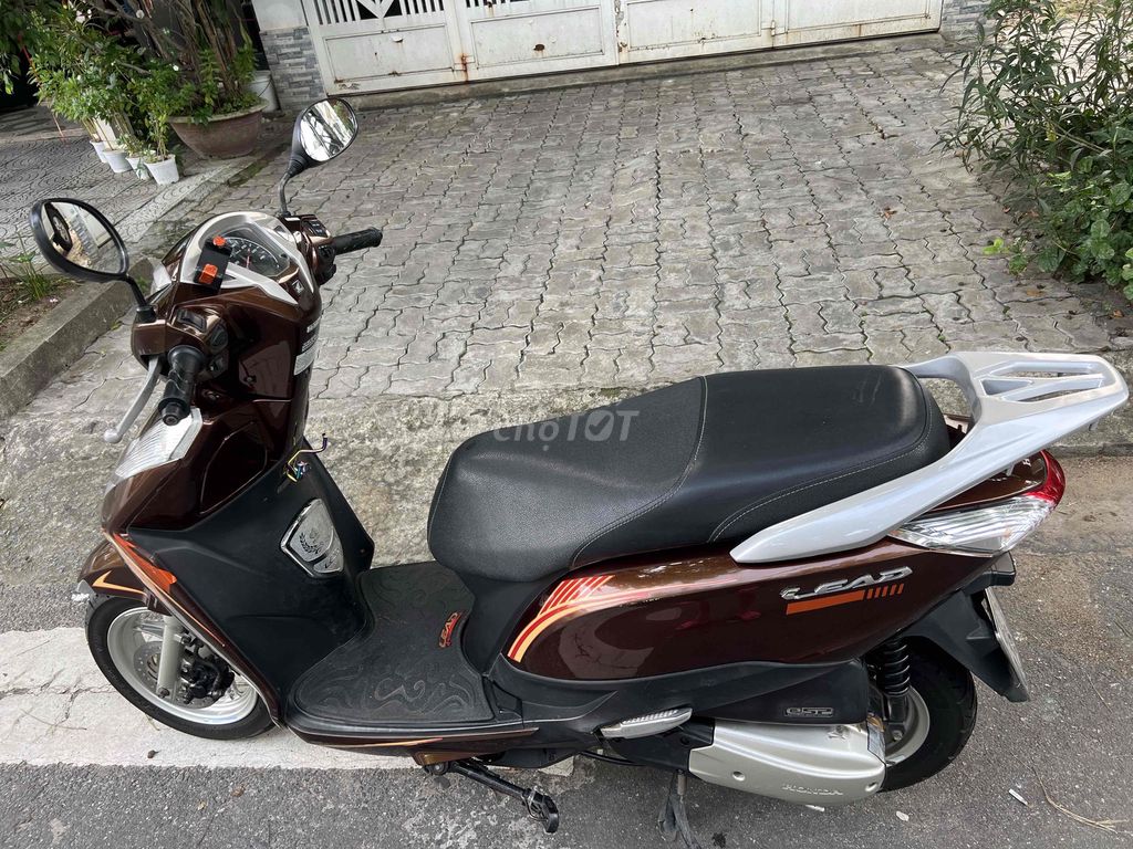 Honda Lead 2014,xe nữ,125cc,còn mới 85%,chính chủ. Mua bán Xe máy tại Quận Hải Châu Đà Nẵng được đăng bởi Trần Vũ Long hình 4