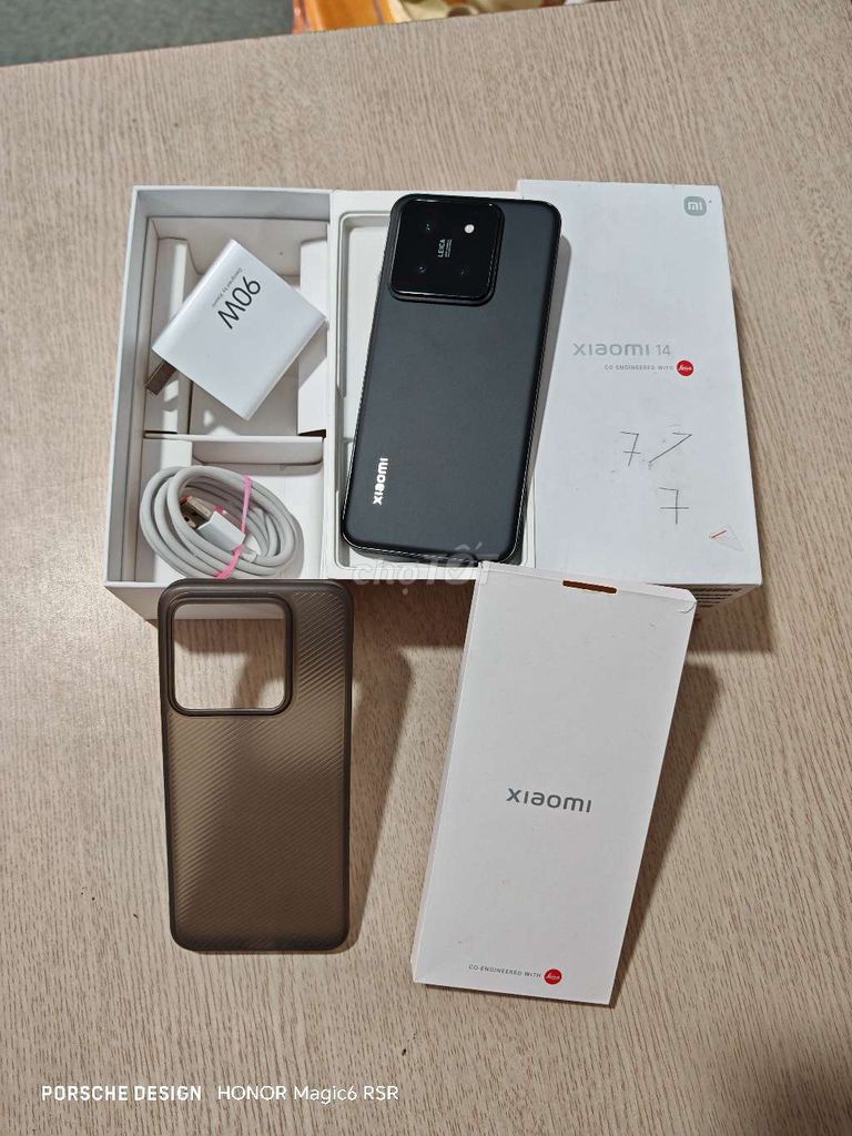 XIAOMI 14 5G 256G 99% Snap 8 Gen3 fullbox GIAO LƯU