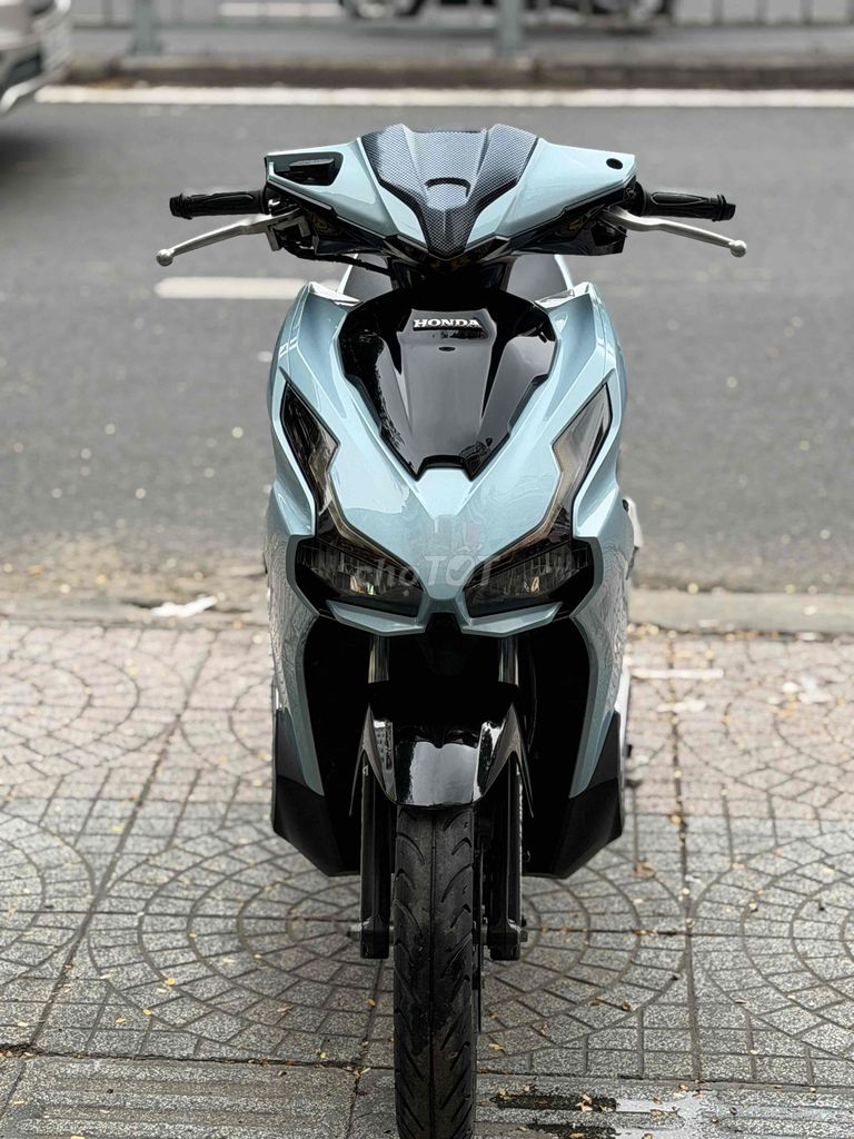 Honda Air Blade 125 4 вала 2022 года, ледяной синий, 9 держателей