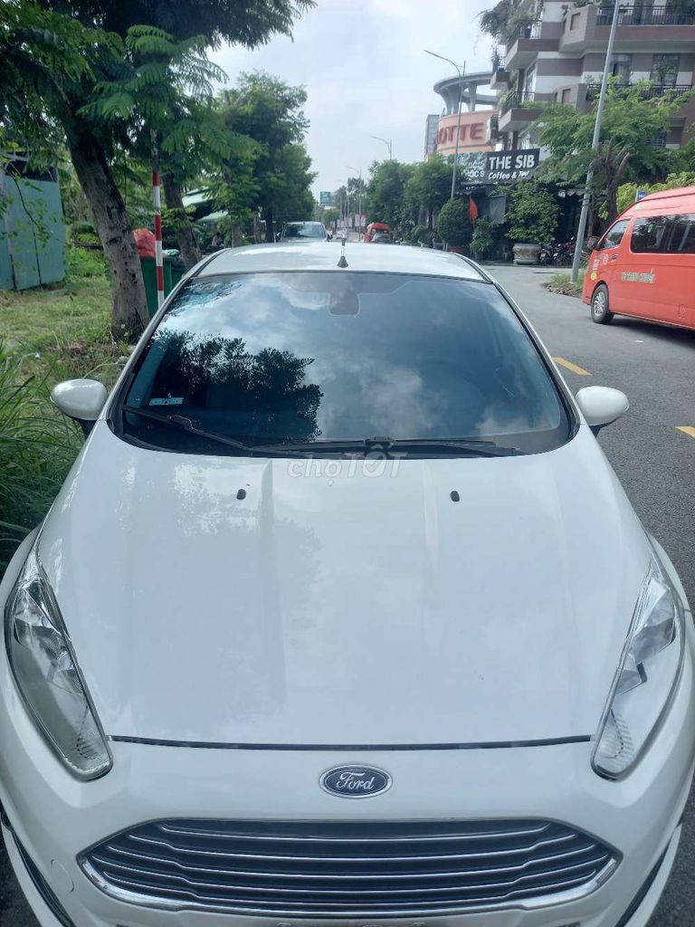 2015 1.5 AT Trend - 78000 km. Mua bán Ô tô tại Thành phố Thuận An Bình Dương được đăng bởi Gia Khang hình 1