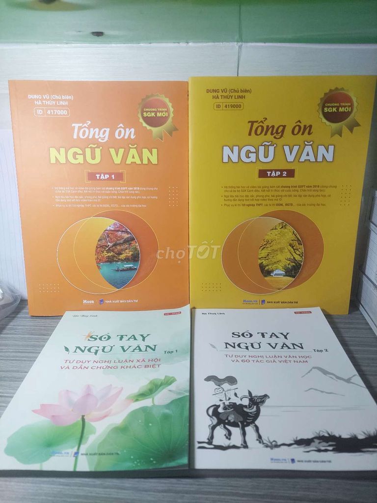 Sách Tổng ôn Ngữ Văn Dụng Vũ Hà Thùy Linh. Mua bán Sách tại Huyện Kiên Hải Kiên Giang được đăng bởi Nguyễn Thuận Phong hình 1