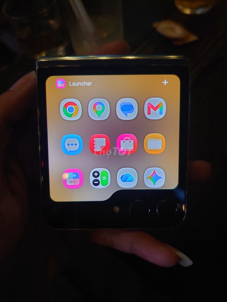 Samsung Zflip 5 512GB Trắng Hư màn trong. Mua bán Điện thoại tại Quận Tân Phú Tp Hồ Chí Minh được đăng bởi Trần Thành công hình 1