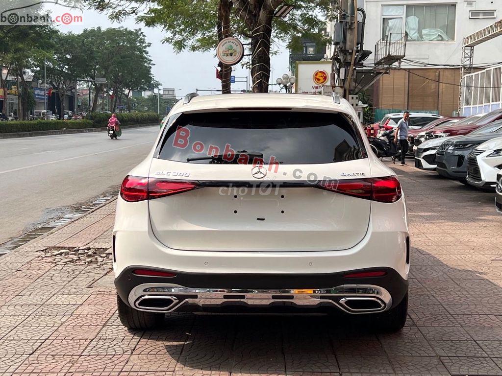 GLC300 sản xuất 2023. Mua bán Ô tô tại Quận Long Biên Hà Nội được đăng bởi đăng hình 1