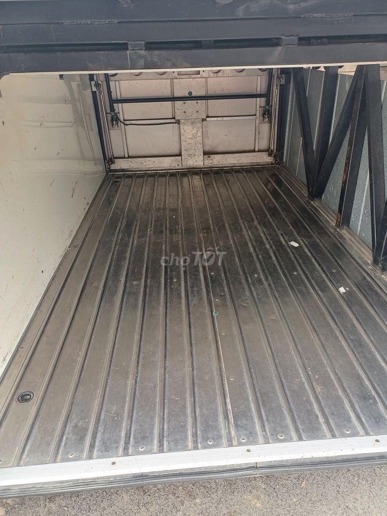 Bán xe UNIVERSE 47 chỗ đời 2016 màu trắng. Mua bán Ô tô tại Huyện Chương Mỹ Hà Nội được đăng bởi Hữu Dũng hình 6