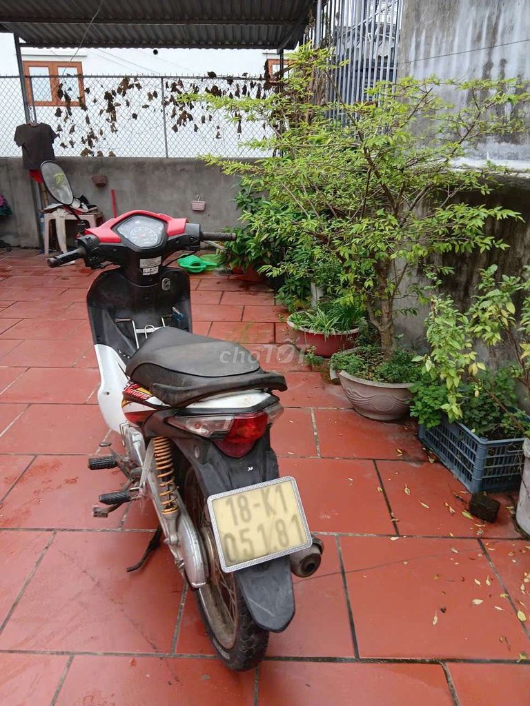 K dùng đến cần bán. Mua bán Xe máy tại Huyện Vĩnh Bảo Hải Phòng được đăng bởi Khánh Hòa hình 2