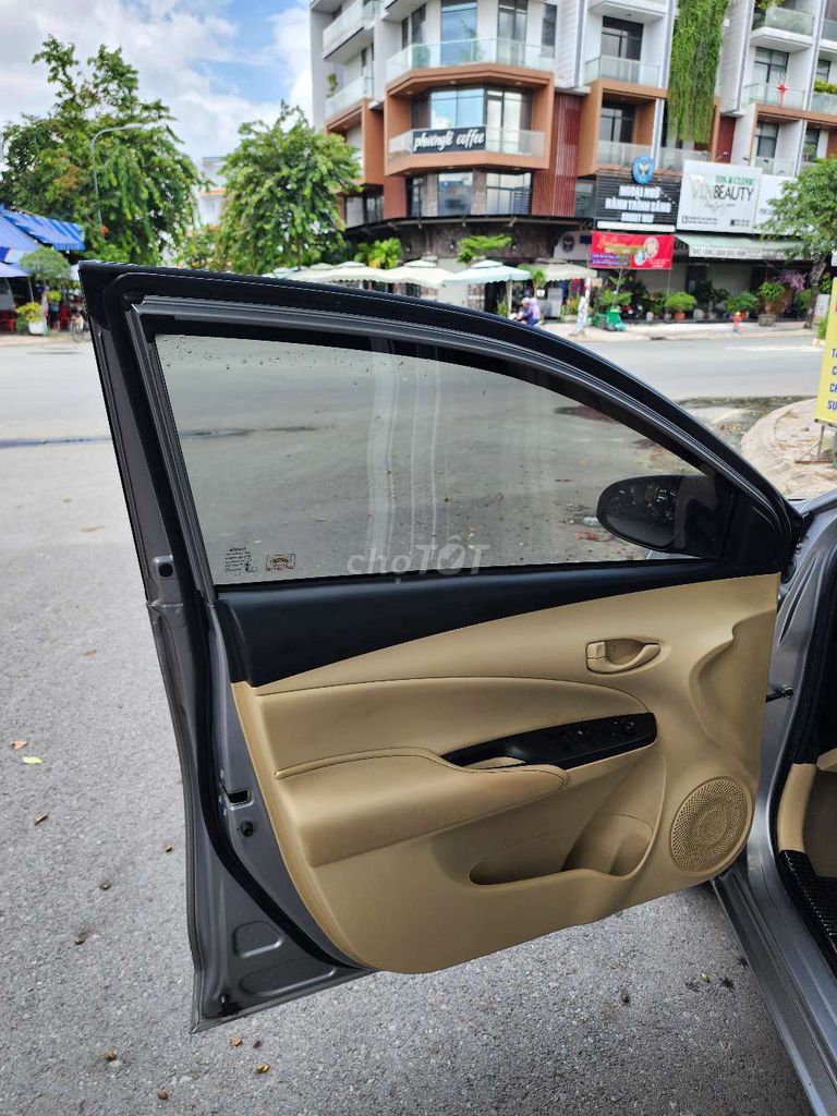 Toyota Vios Bạc 5 chỗ Số tự động. Mua bán Ô tô tại Quận 8 Tp Hồ Chí Minh được đăng bởi ÔTÔ TÂY NAM  hình 5