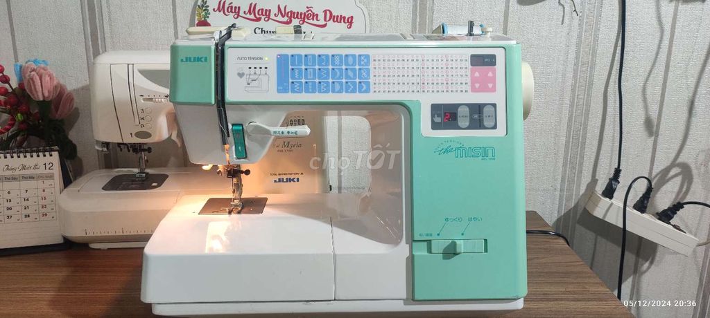 Máy may thêu đa năng juki HZL 7700 mới 90%