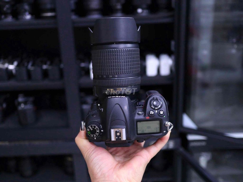 Máy ảnh Nikon D7000+ống kính 18-140VR. Mua bán Máy ảnh, Máy quay tại Thành phố Thủ Dầu Một Bình Dương được đăng bởi Chinh Lee hình 1