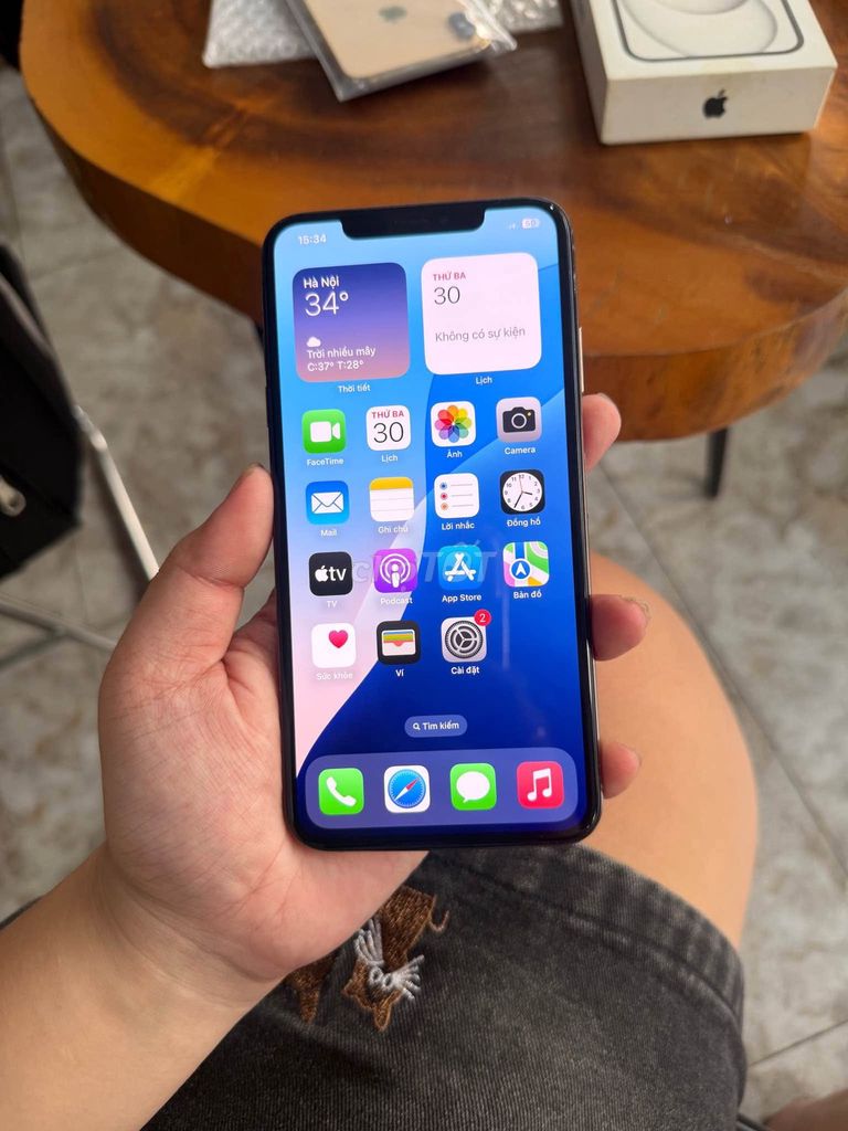 Apple iPhone Xs Max 256GB Vàng 98%. Mua bán Điện thoại tại Quận 8 Tp Hồ Chí Minh được đăng bởi Hội Đồ Điện Tử hình 1