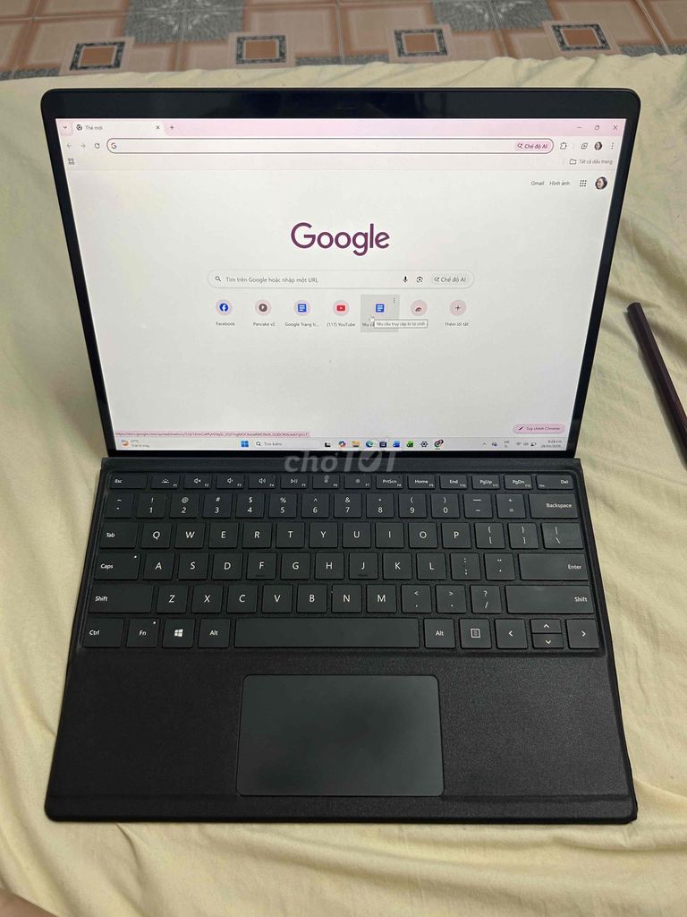 Microsoft Surface Pro X SQ1 8GB/256GB 13 inch Đen. Mua bán Laptop tại Quận Đống Đa Hà Nội được đăng bởi Nguyễn Thị Thu Hoài hình 1