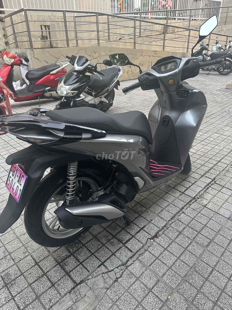 Honda SH Серый 1278.2 км