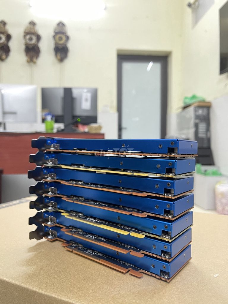 Card màn hình AMD Radeon Pro WX2100. Mua bán Linh kiện (RAM, Card...) tại Quận Hoàng Mai Hà Nội được đăng bởi Nguyễn Văn Tuấn hình 1