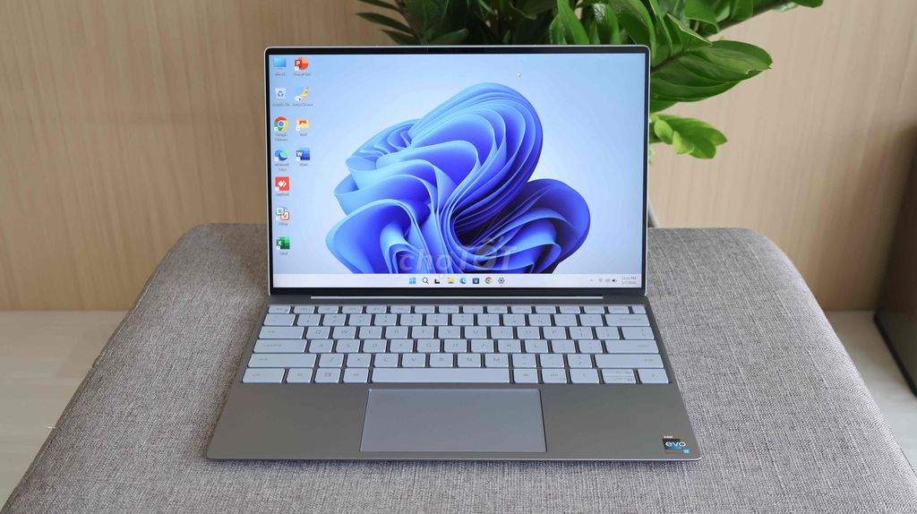 Dell XPS 9315 i7-1250U 13.4 inch 16GB/512GB. Mua bán Laptop tại Quận Gò Vấp Tp Hồ Chí Minh được đăng bởi Hiếu Laptop hình 1