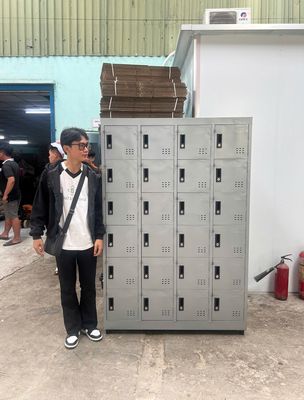 Tủ loCKer sắt đỰNg tài liỆU, giấy TỜ cHo vĂN phòng. Mua bán Đồ dùng văn phòng tại Quận 10 Tp Hồ Chí Minh được đăng bởi Xưởng Nội Thất