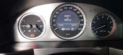 Mercedes-Benz GLK300 2009 Trắng 150112 km. Mua bán Ô tô tại Quận 12 Tp Hồ Chí Minh được đăng bởi Thanh Thai Tuan