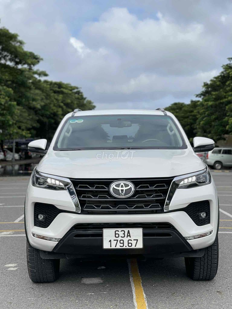 Toyota Fortuner 2021 2.7 4x2 AT - 30000 km