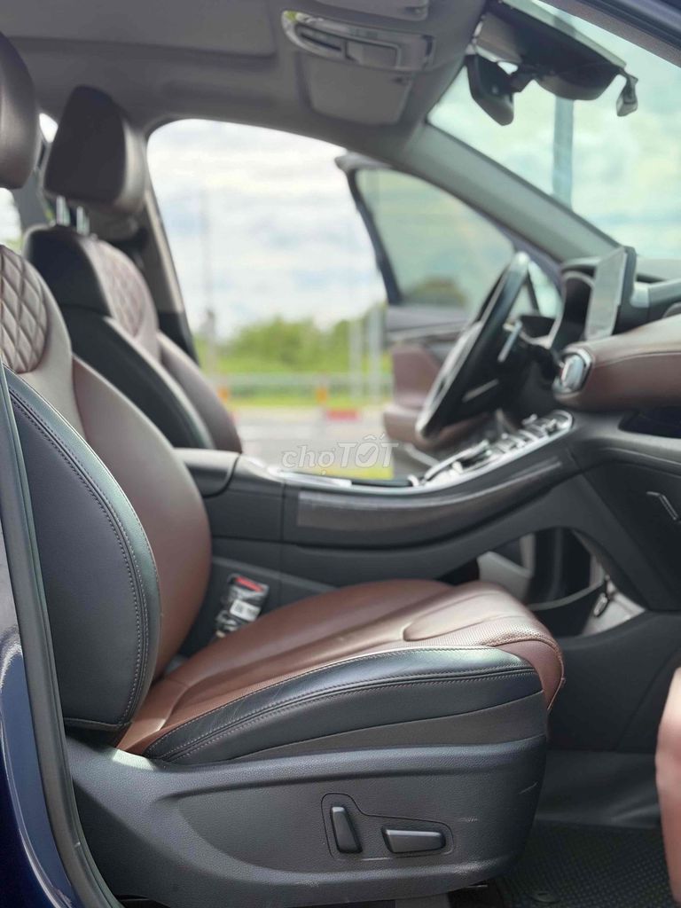 Hyundai Santa Fe 2019 2.2L AT 4WD - 34000 km full. Mua bán Ô tô tại Quận 12 Tp Hồ Chí Minh được đăng bởi Nguyễn Thanh Phước hình 16