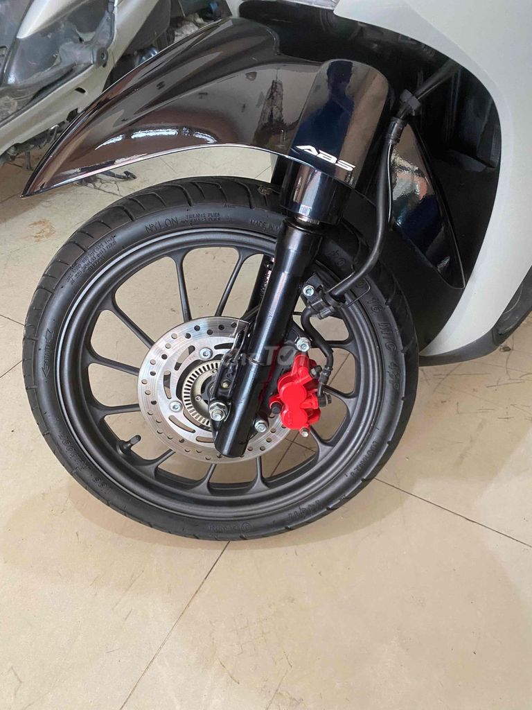 Honda SH Mode ABS 2022 Xám. Mua bán Xe máy tại Thành phố Thủ Đức Tp Hồ Chí Minh được đăng bởi nguyễn minh hiếu hình 6