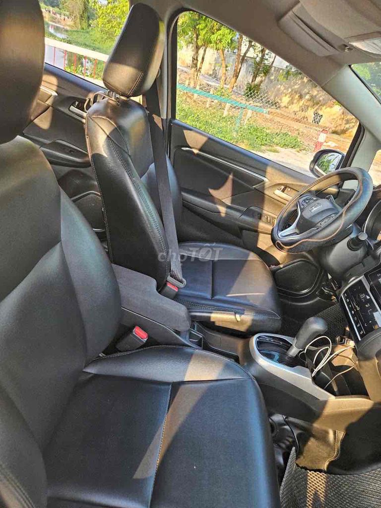 Honda Jazz 2019 1.5 VS - 90000 km. Mua bán Ô tô tại Quận Gò Vấp Tp Hồ Chí Minh được đăng bởi Thuỳ Giang hình 4