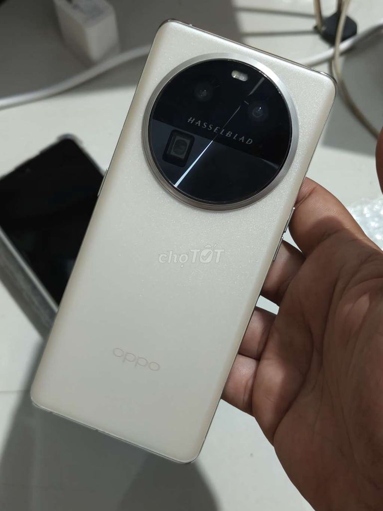 Oppo Find X6 12GB/256GB Trắng. Mua bán Điện thoại tại Huyện Mang Thít Vĩnh Long được đăng bởi Trí Nguyên hình 1