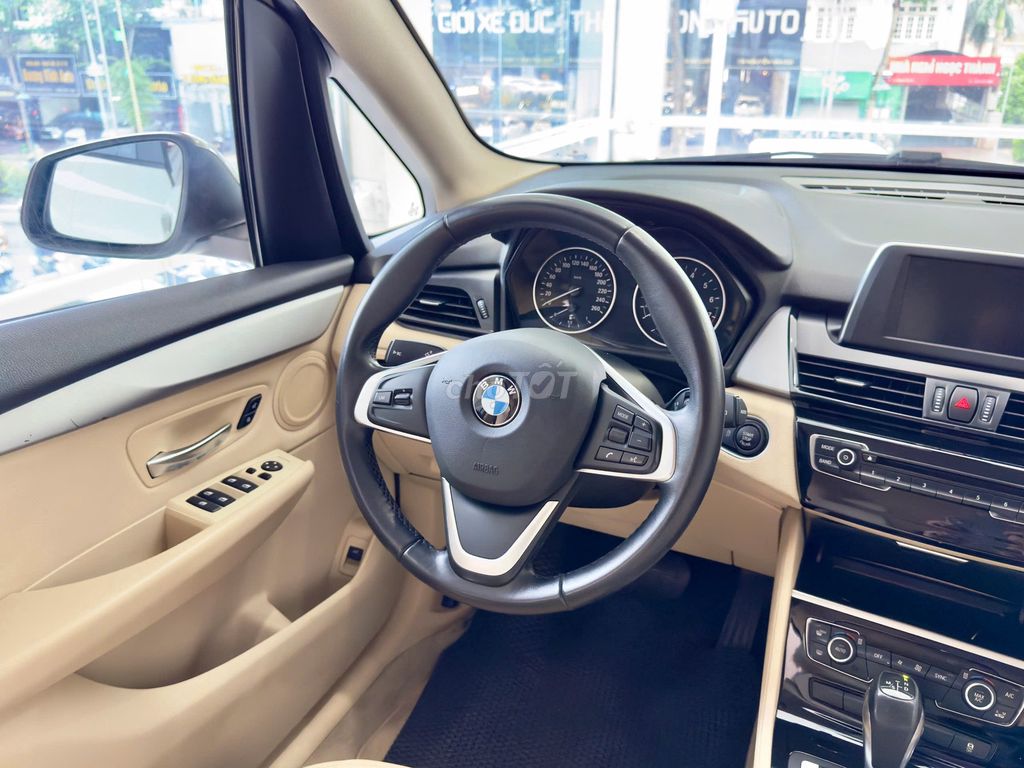 BMW Series 218i 2015 xe nhỏ, thực dụng như xe Nhật. Mua bán Ô tô tại Quận Long Biên Hà Nội được đăng bởi Long Biên Cars hình 14