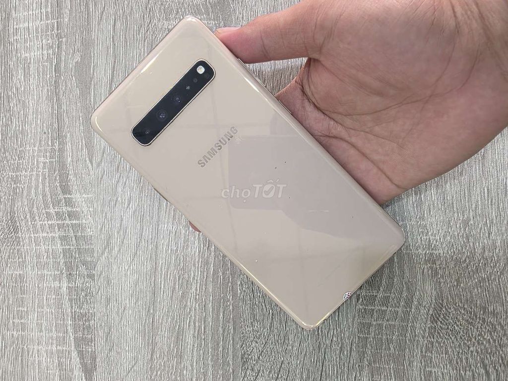 Samsung Galaxy S10 5G 8/256GB Vàng Hàn Quốc. Mua bán Điện thoại tại Quận Gò Vấp Tp Hồ Chí Minh được đăng bởi Cửa hàng  KGPHONE STORE hình 1