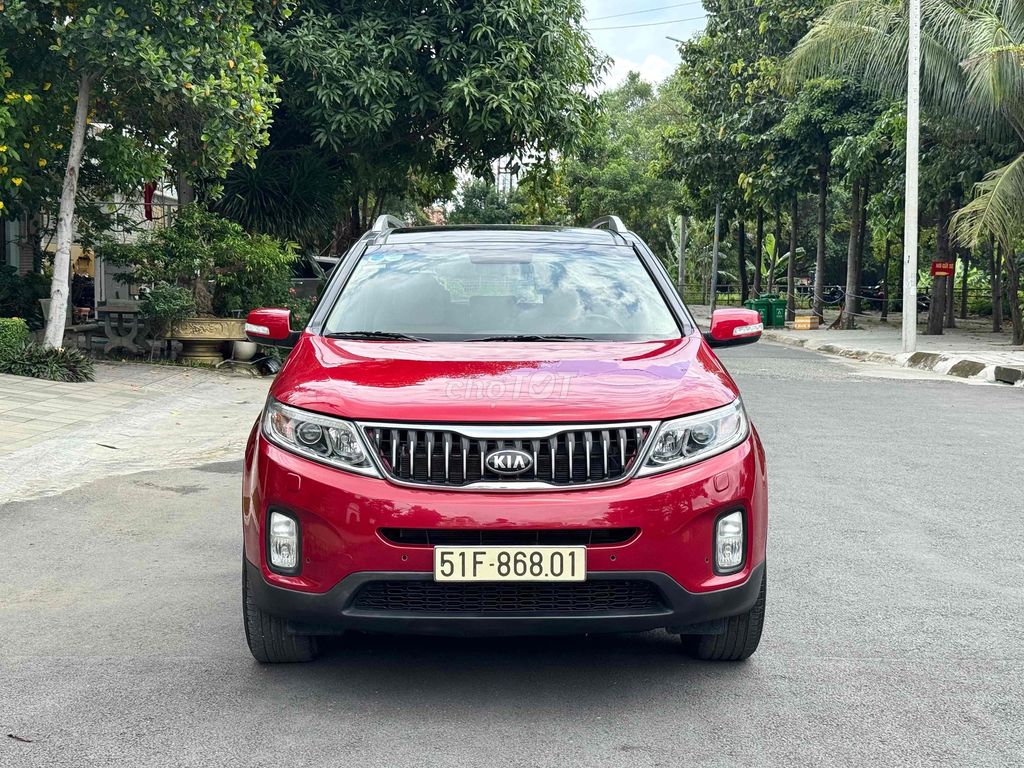 Kia Sorento 2017 2WD 2.4 GATH - 70000 km. Mua bán Ô tô tại Quận 12 Tp Hồ Chí Minh được đăng bởi Hoàng Huy hình 1