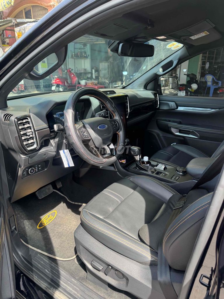 Ford Ranger 2025 Wildtrak 2.0L 4x4 AT - 25000 km. Mua bán Ô tô tại Quận Gò Vấp Tp Hồ Chí Minh được đăng bởi Cầm Đồ Cường Phát hình 7