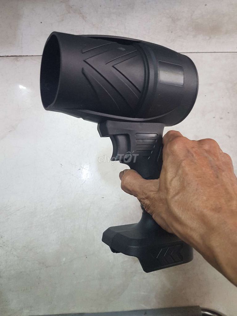 Thân máy thổi bụi, lá phản lực mạnh 1050W. Mua bán Đồ chuyên dụng, Giống nuôi trồng tại Quận 6 Tp Hồ Chí Minh được đăng bởi May Tho hình 1