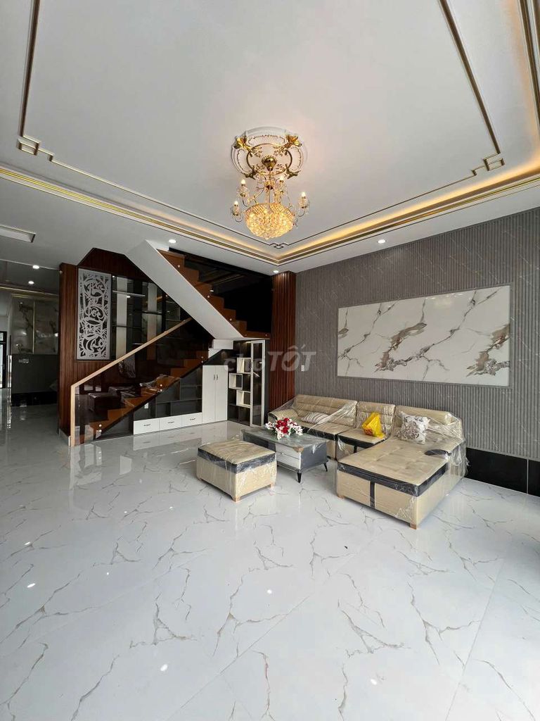 VILLA SÂN VƯỜN MẶT TIỀN ĐƯỜNG 197M2 CÁCH CHỢ BÌNH CHÁNH 5KM. Mua bán nhà ở tại Huyện Cần Đước Long An được đăng bởi Vũ Thiên hình 5