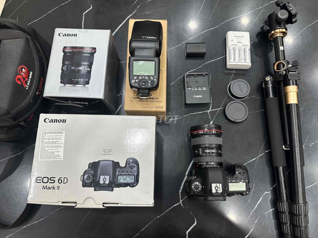 Máy ảnh Canon 6D Mark II kèm lens L 17-40 fullbox. Mua bán Máy ảnh, Máy quay tại Quận Tân Phú Tp Hồ Chí Minh được đăng bởi Ho Thai Duong hình 1
