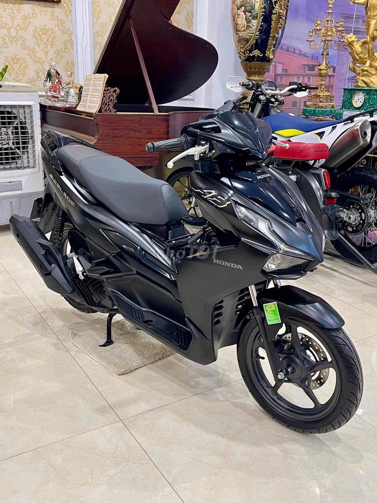 XE MÁY 68 - Honda Air Blade 125 2024 Đen Sần Lướt. Mua bán Xe máy tại Quận Hai Bà Trưng Hà Nội được đăng bởi Đức Anh hình 2