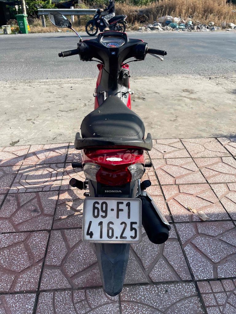 Honda Blade 2018 Đỏ máy nguyên zin biển 69. Mua bán Xe máy tại Quận Cái Răng Cần Thơ được đăng bởi CẦM ĐỒ TRUNG TÍN  hình 8