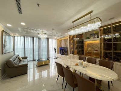 CHỦ NHÀ DỄ TÍNH CHO THUÊ 2PN VINHOMES CENTRAL PARK. Cho thuê căn hộ/chung cư tại Quận Bình Thạnh Tp Hồ Chí Minh được đăng bởi VINHOMES VINH