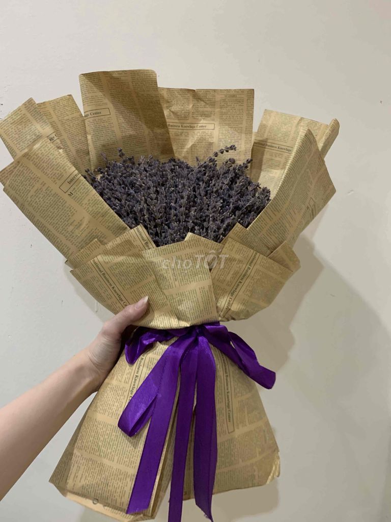 Thanh lý bó hoa lavender tặng siêu to