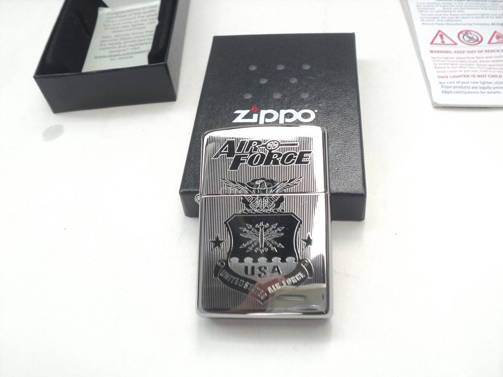 Giao lưu cây AIR FORCE ' Không Quân Mỹ / Zippo MỸ