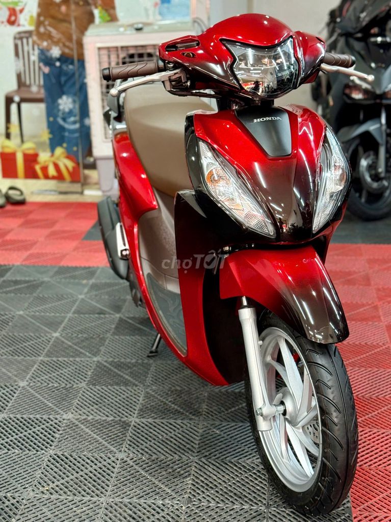 💥Honda Vision 2025 2000km Smarkey Airbush BSTP9chủ. Mua bán Xe máy tại Thành phố Thủ Đức Tp Hồ Chí Minh được đăng bởi XE MÁY THỦ ĐỨC hình 4