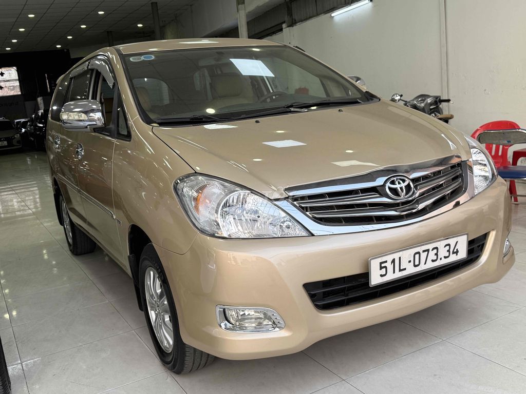 Toyota Innova 2010 V - 128000 km Siêu cọp